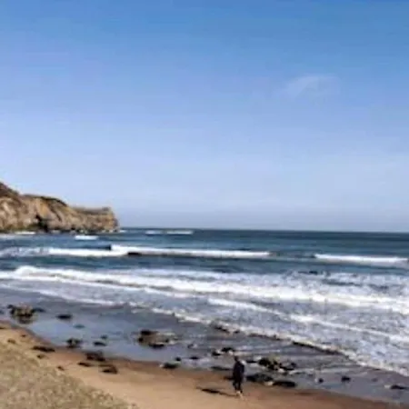 East Cliff View, Heart Of *